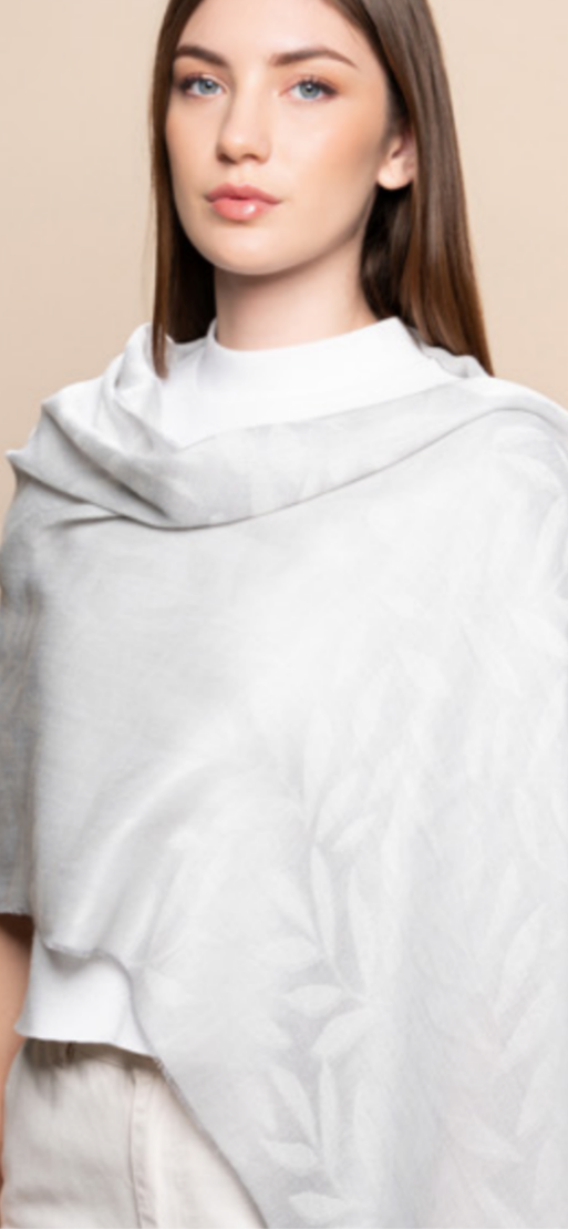 Leaf Jacquard Alpaca & Silk Scarf – Elegant & Lightweight