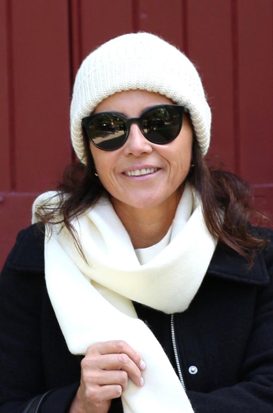 Baby Alpaca Scarf – Naturally Soft & Warm (Off-White)